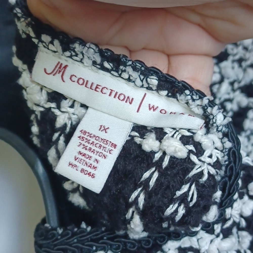 JM Collection plaid button front jacket - Picture 5 of 6
